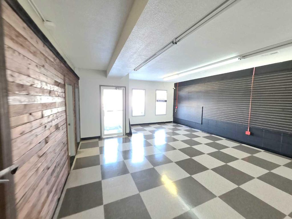 Photo of 9815 94 Avenue, Peace River, AB T8S 1S4 (MLS # A2288714)