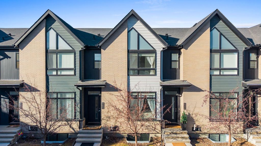 Photo of 1222 Sage Meadows Gardens NW, Calgary, AB T3P 1K3 (MLS # A2286343)