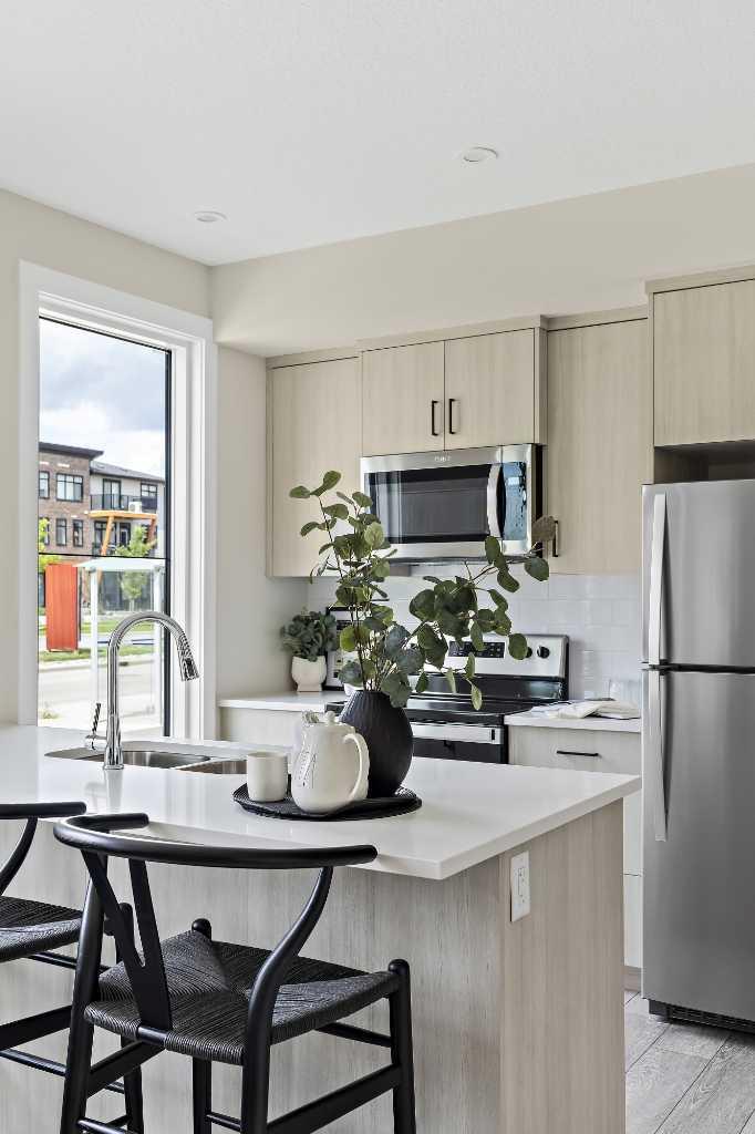 60 Howse Lane NE 1005