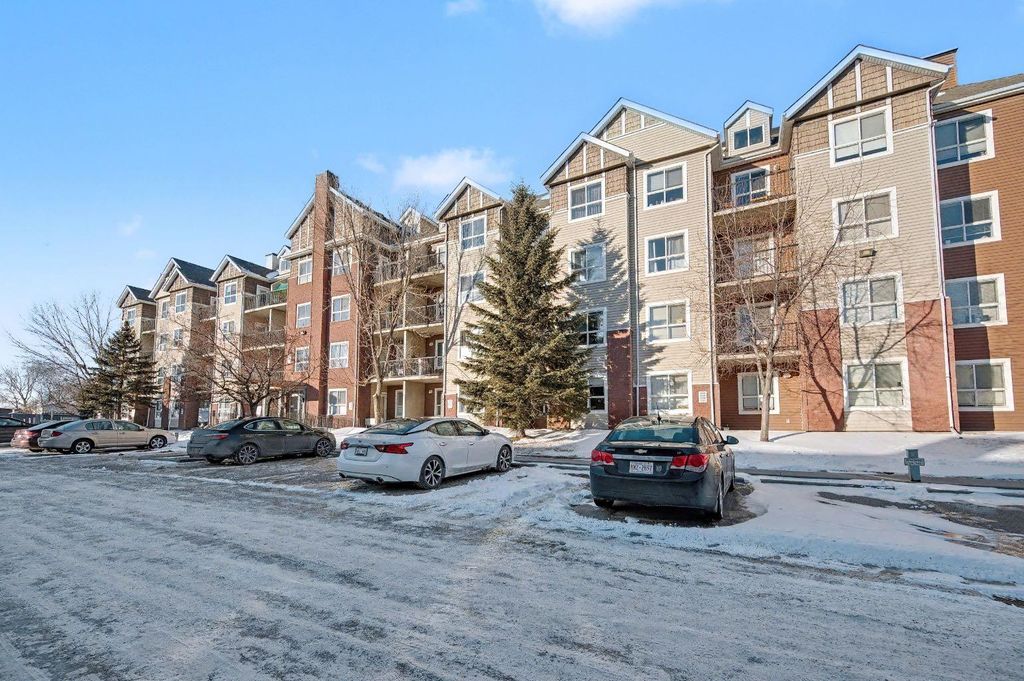 Photo of 73 Erin Woods Court SE #3309, Calgary, AB T2B 3V2 (MLS # A2275840)