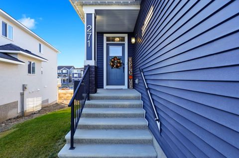 Photo of 271 Chelsea Heath, Chestermere, AB T1X 2N4 (MLS # A2253343)