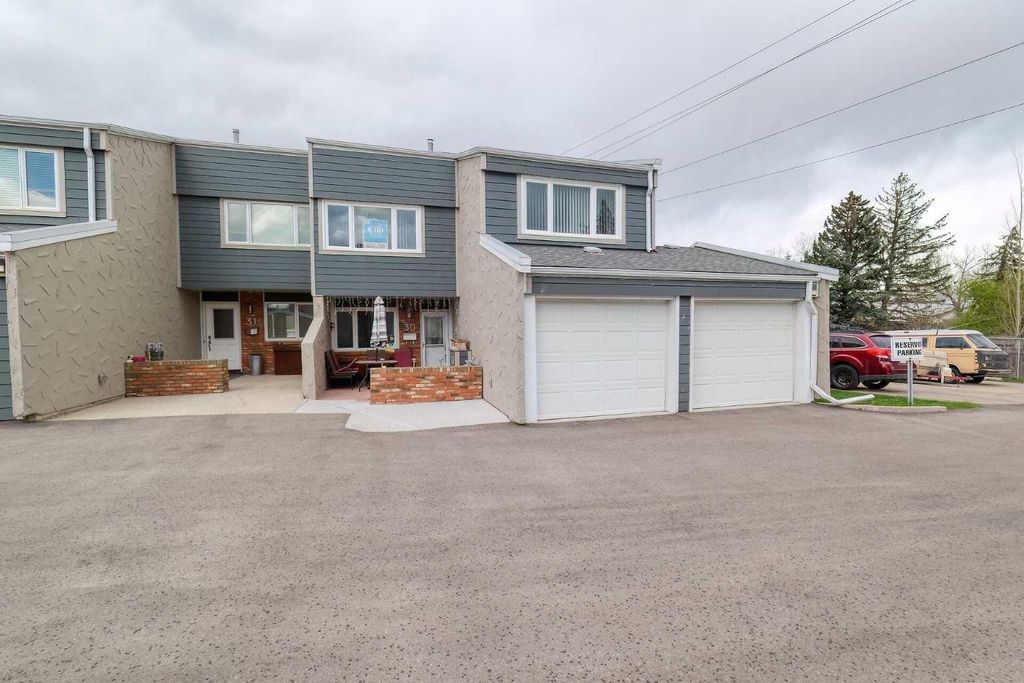 Photo of 228 Theodore Place NW #30, Calgary, AB T2K 5S1 (MLS # A2310493)