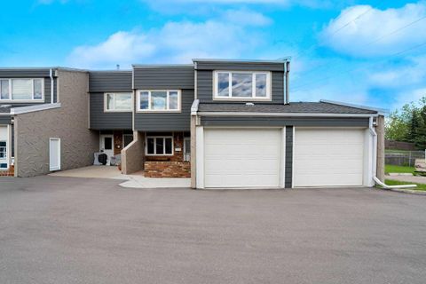 Photo of 228 Theodore Place NW #30, Calgary, AB T2K 5S1 (MLS # A2310493)