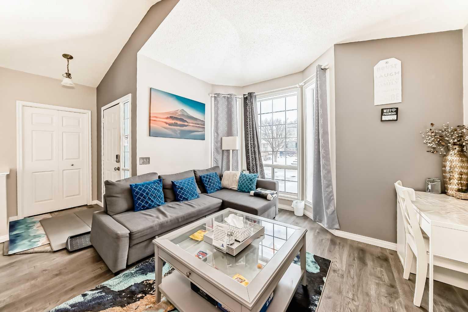 33 Martinridge Road NE