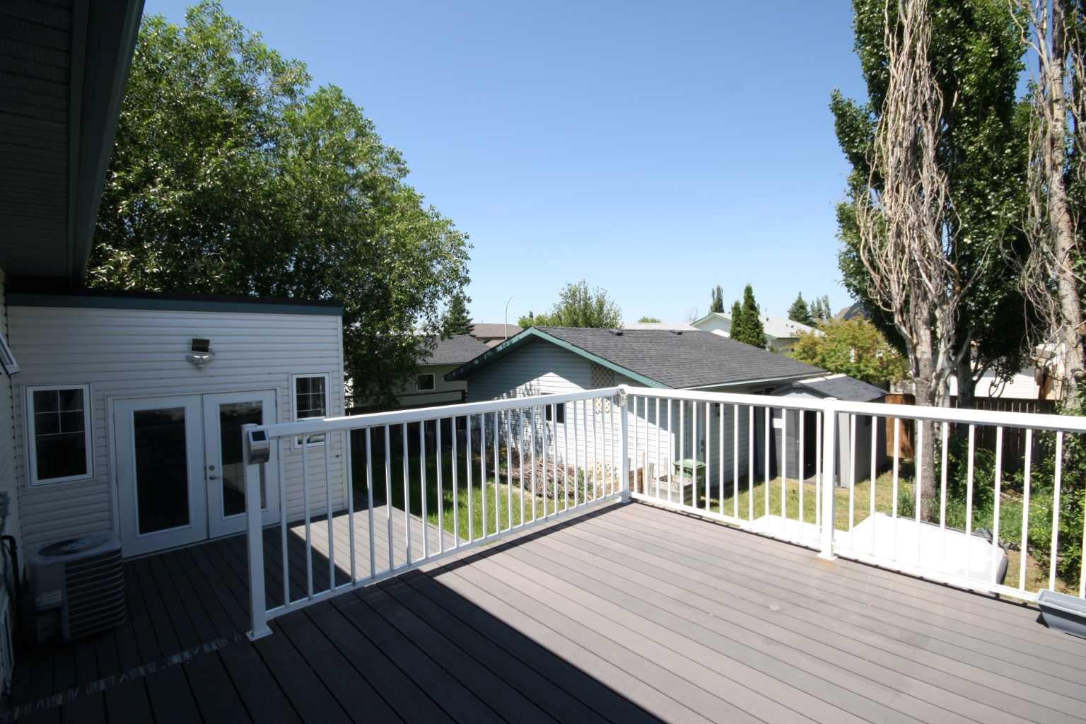 209 Strathaven Bay