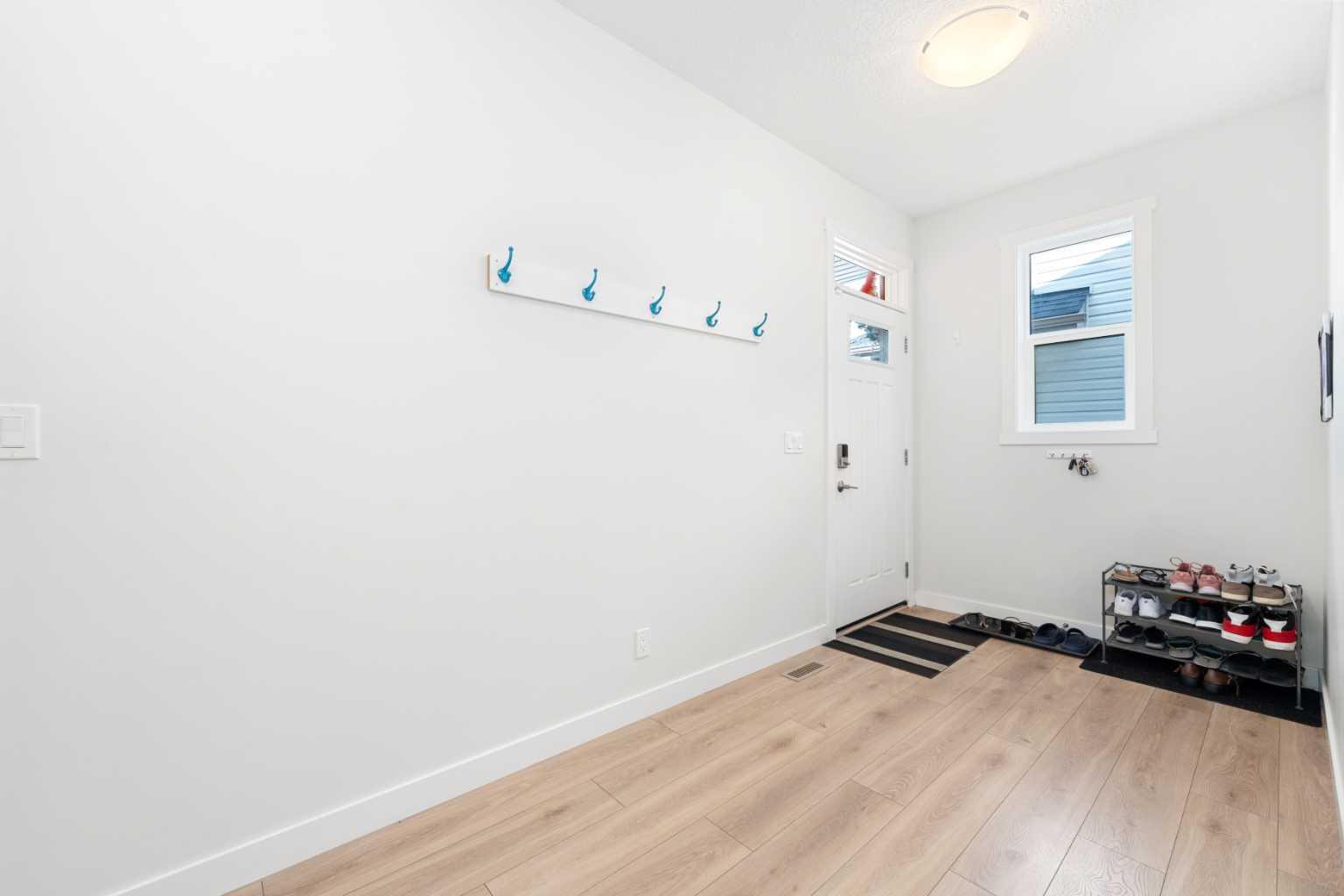 1167 Copperfield Boulevard SE