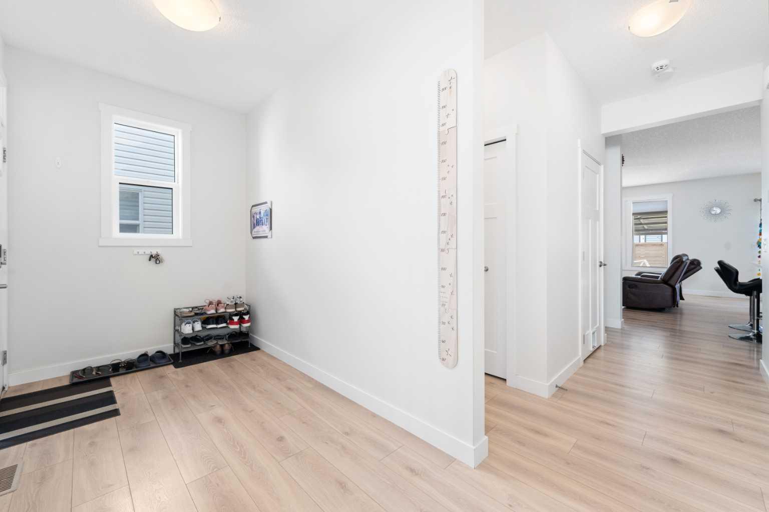 1167 Copperfield Boulevard SE