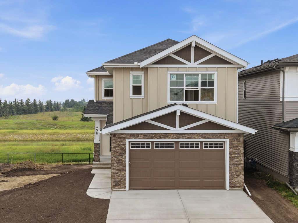 Photo of 358 Kinniburgh Loop, Chestermere, AB T1X 3C4 (MLS # A2328912)