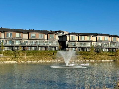 Photo of 55 Lucas Way NW #3112, Calgary, AB T2P 2C7 (MLS # A2295041)