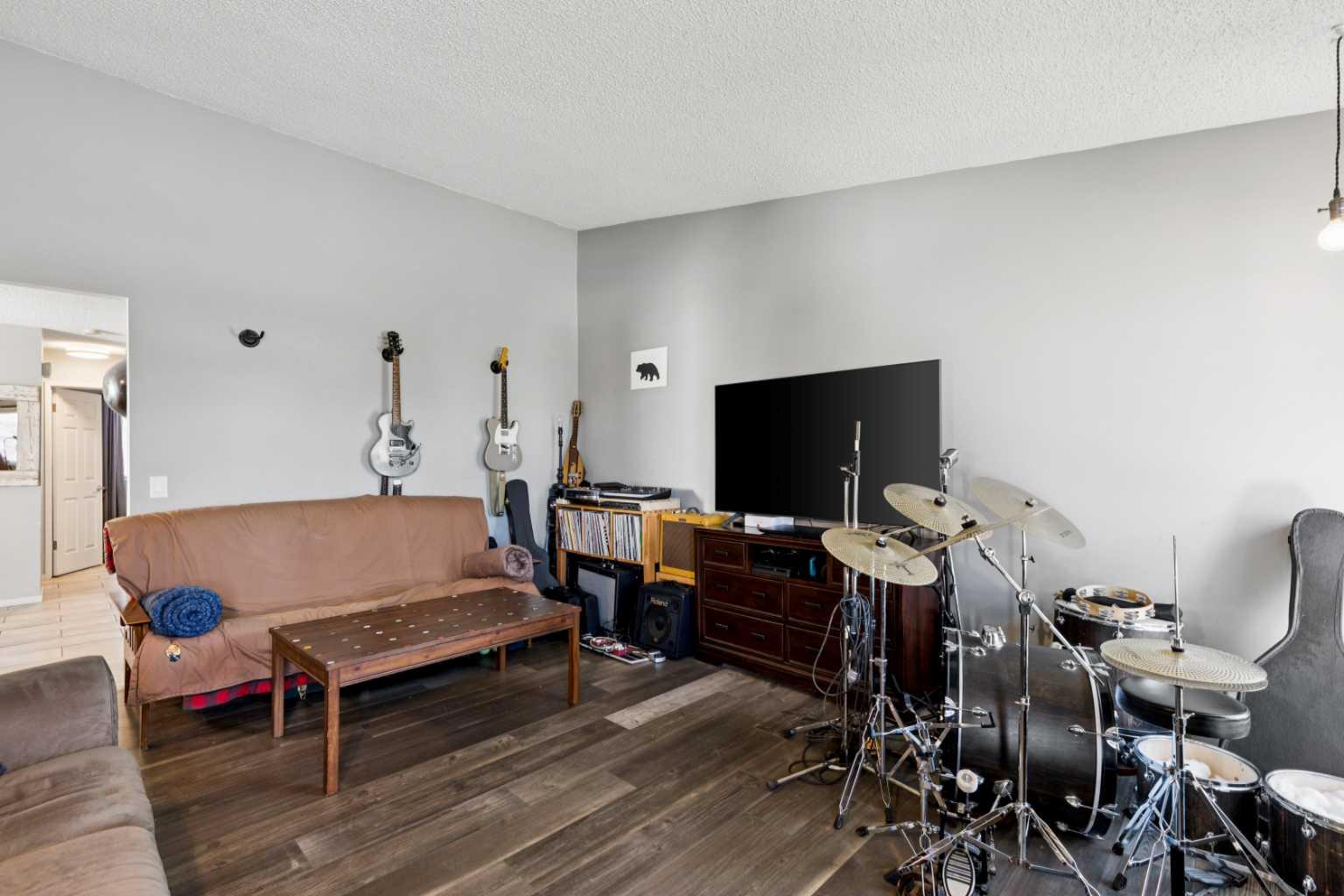 68 Templegreen Bay NE