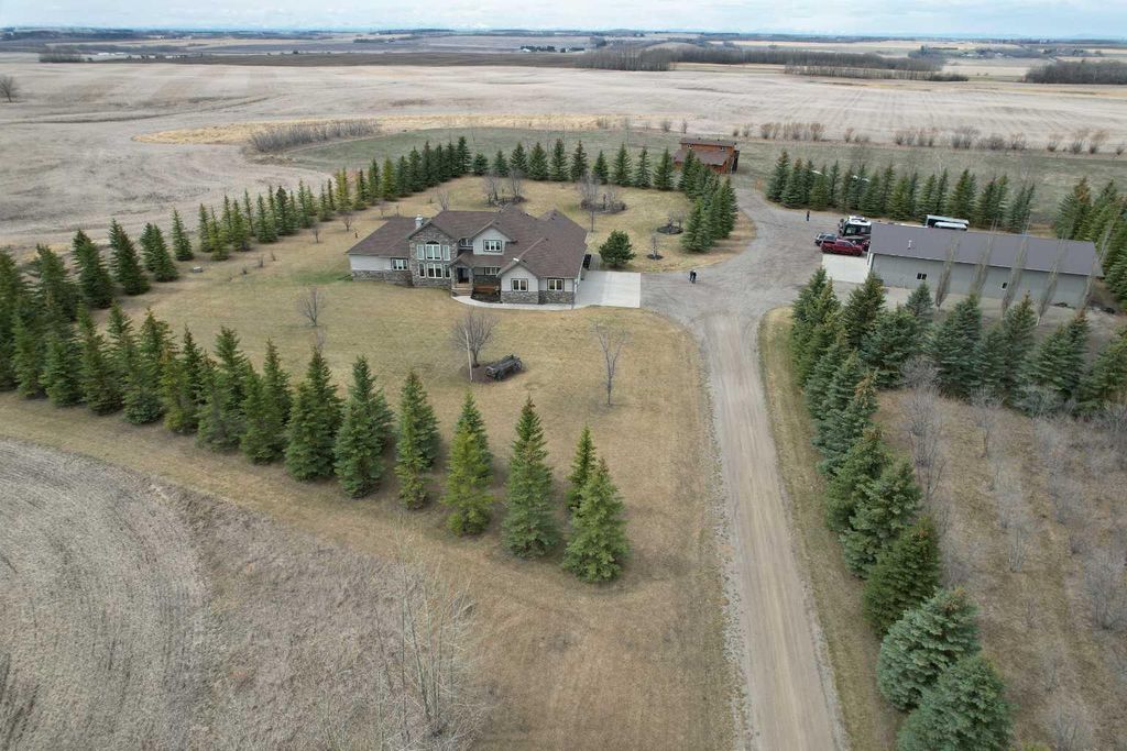 Photo of 33550 Range road 23, Rural Mountain View County, AB T4H 1P4 (MLS # A2307315)