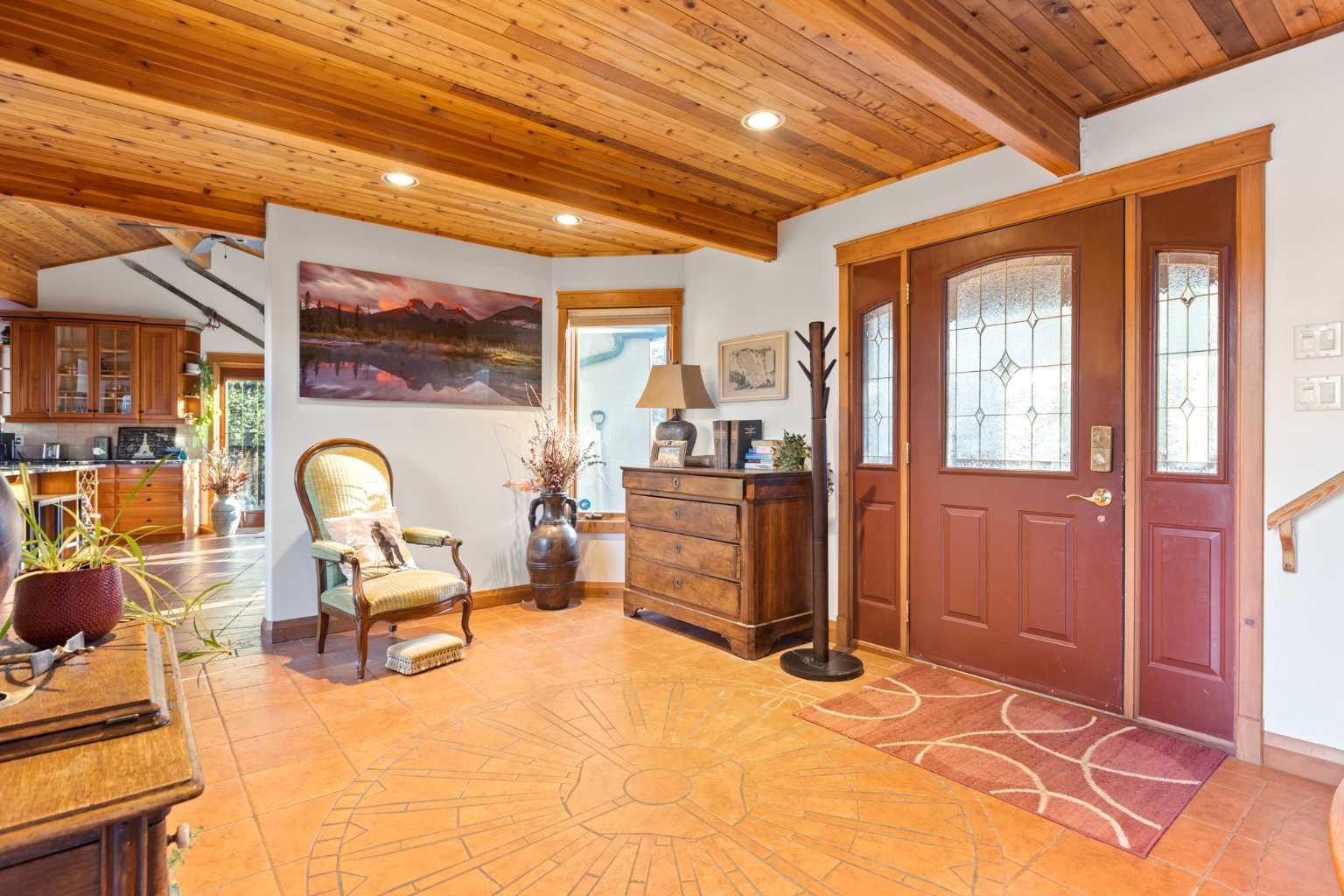 34 Lac Des Arcs Drive