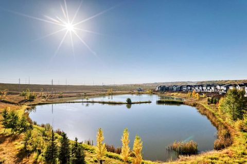 Property photo of 42 Cranbrook Gardens Se 1305, Calgary, AB T3m 3n9