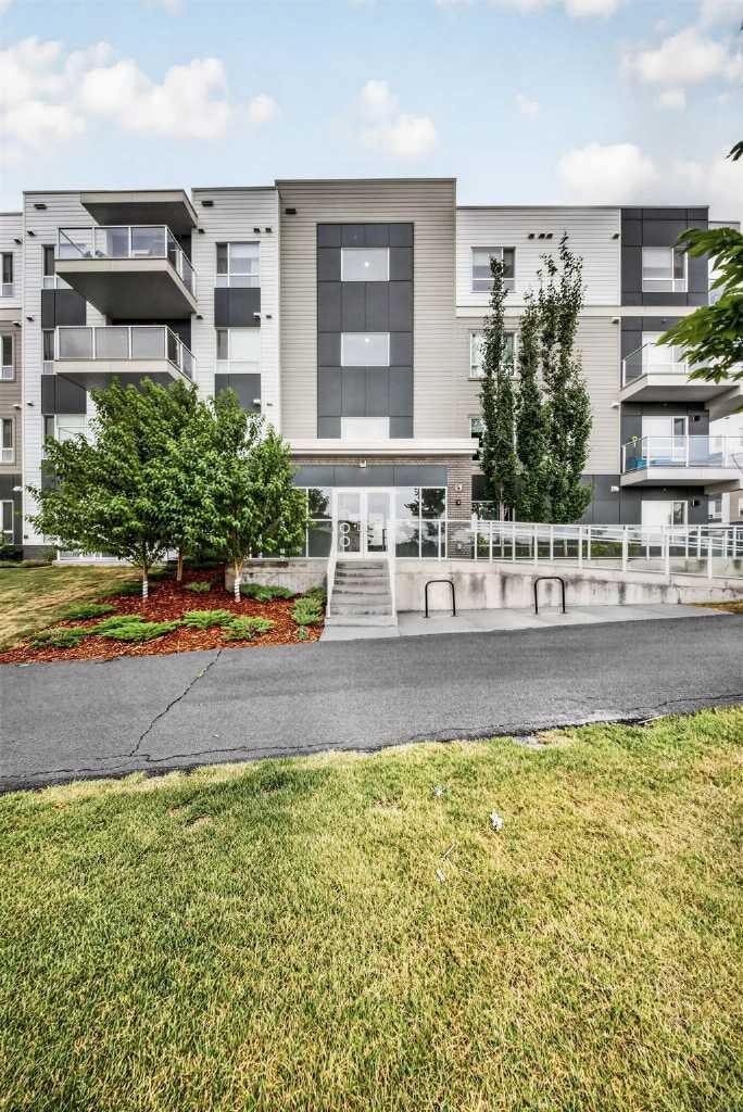220 Seton Grove SE 1211