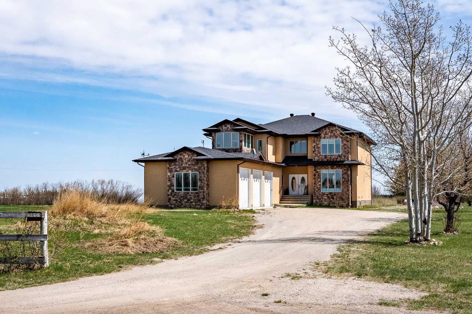 280135 Township Road 242 SE