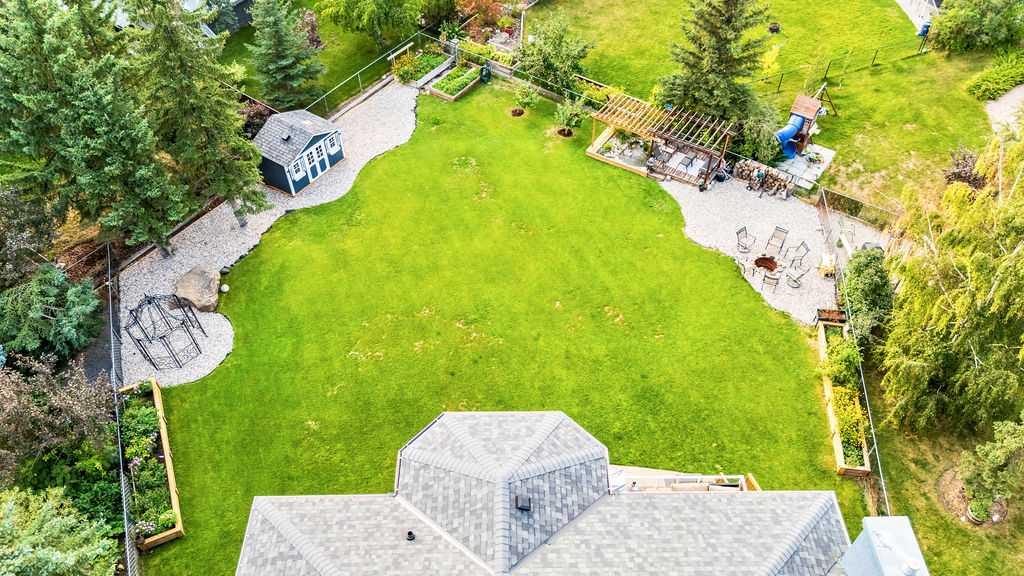 236 Mt Sparrowhawk Place SE