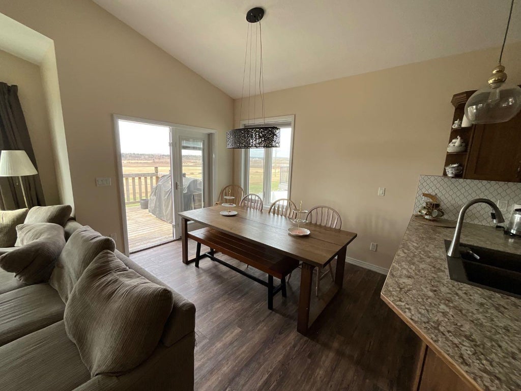Photo of 118 Mitchell Crescent, Blackfalds, AB T4M 0H6 (MLS # A2343199)