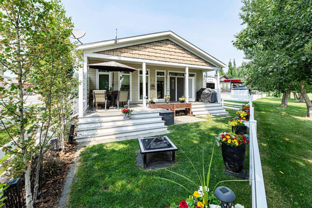 Photo of 35468 Range Road 30 #6018, Rural Red Deer County, AB T4G 0M3 (MLS # A2331915)
