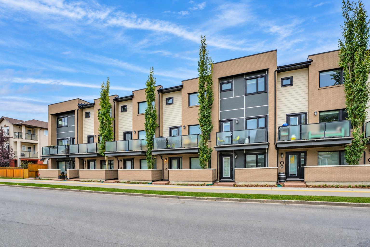 28 Mcdougall Court NE 113