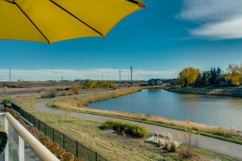 Photo of 122 Harvest Grove NE, Calgary, AB T3K 2P3 (MLS # A2350684)