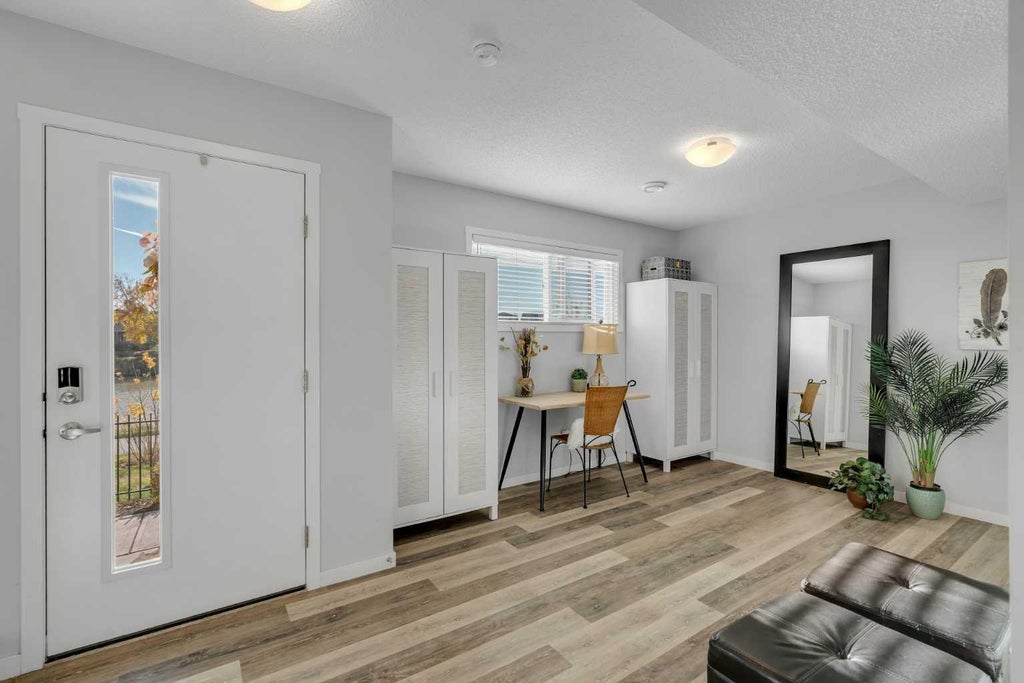 Photo of 122 Harvest Grove NE, Calgary, AB T3K 2P3 (MLS # A2350684)