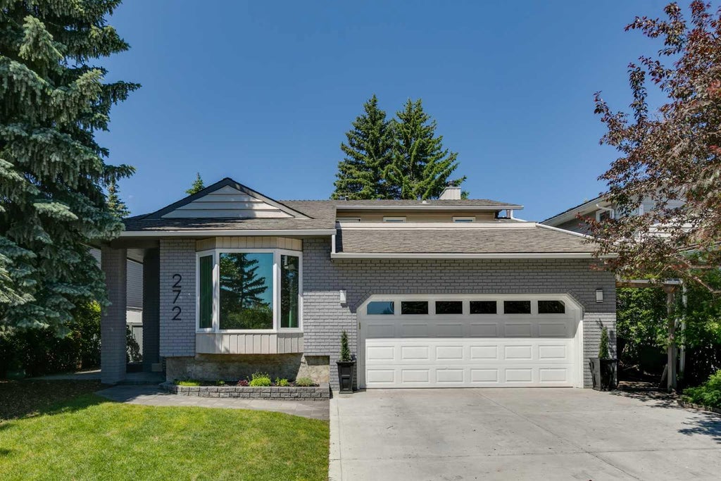 Photo of 272 Woodfield Road SW, Calgary, AB T2W 5P6 (MLS # A2327693)
