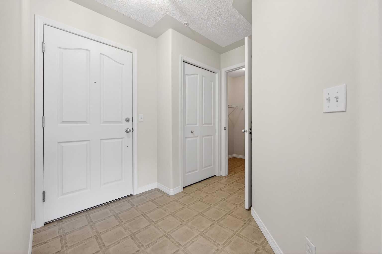 369 Rocky Vista Park NW 212