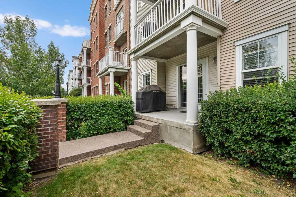 Photo of 5605 Henwood Street SW #1503, Calgary, AB T3E 7R2 (MLS # A2334706)