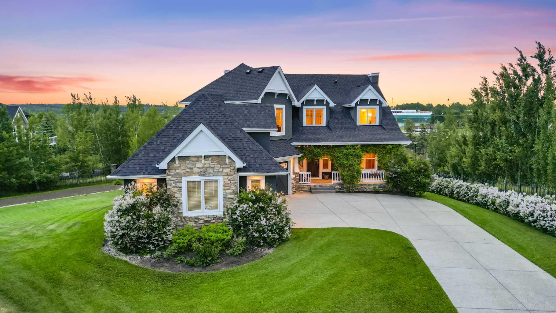 217 Silverado Ranch Manor SW
