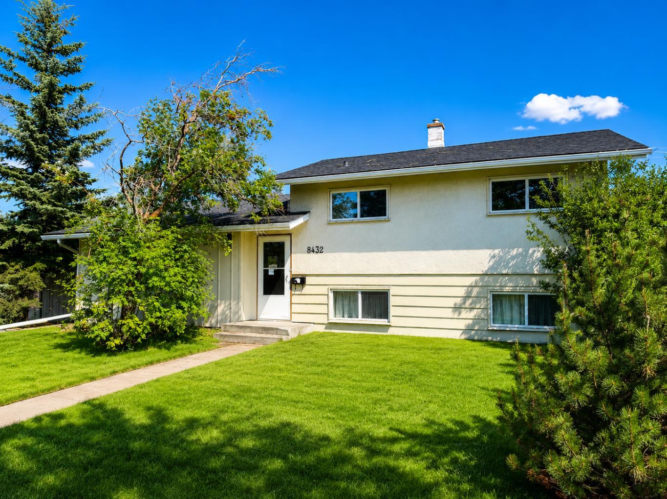 8432 Elbow Drive SW