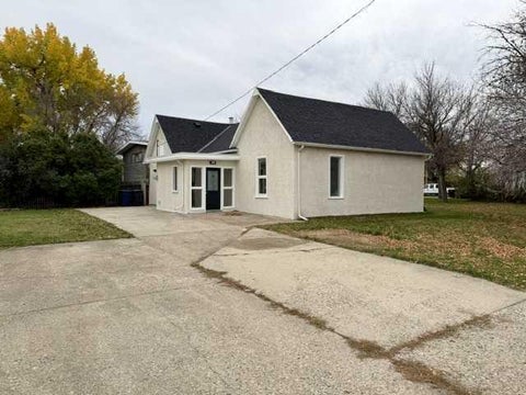 Photo of 293 N 100 W, Raymond, AB T0K 2S0 (MLS # A2353624)