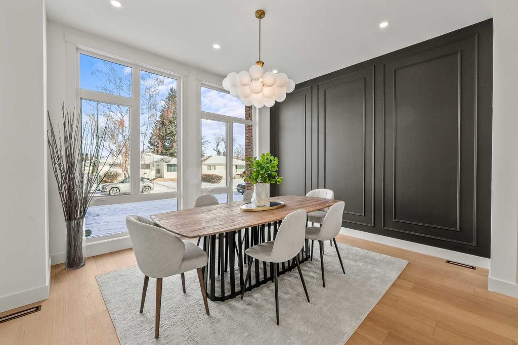 Photo of 2421 25 Avenue NW, Calgary, AB T2M 2C6 (MLS # A2287163)