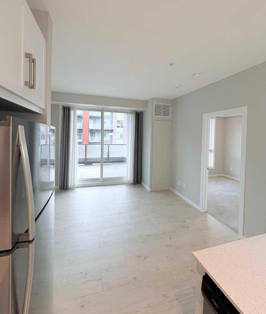 122 Mahogany Centre SE 403