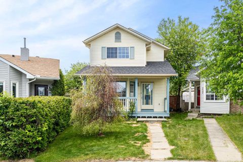 Photo of 256 Covington Place NE, Calgary, AB T3K 4A7 (MLS # A2315533)
