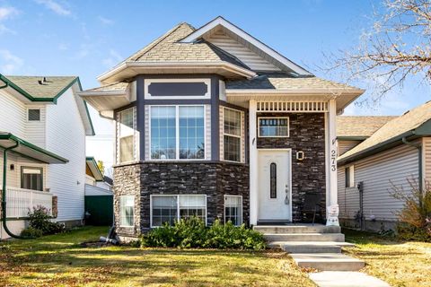 Photo of 273 Mt Allan Circle SE, Calgary, AB T2Z 2S2 (MLS # A2264218) Photo of 273 Mt Allan Circle SE, Calgary, AB T2Z 2S2 (MLS # A2264218)