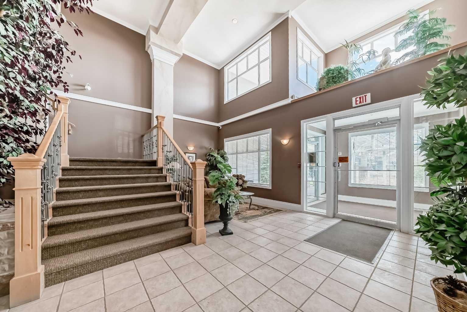 1010 Arbour Lake Road NW 1209