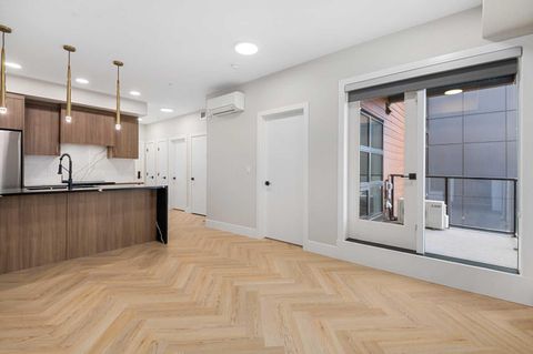 330 Dieppe Drive SW 408 Calgary AB T3E 2L4