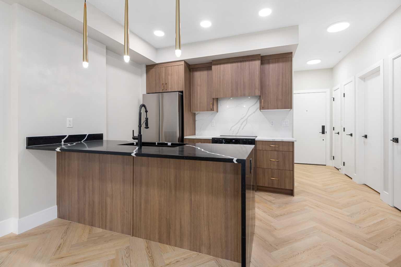 330 Dieppe Drive SW 408