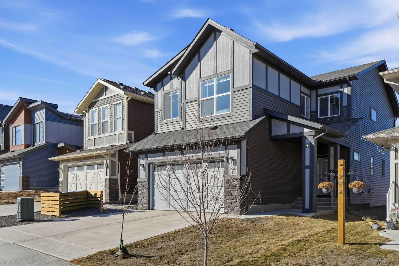 276 Calhoun Crescent NE