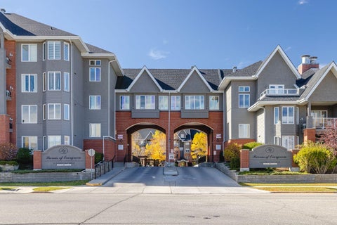 Photo of 15 Everstone Drive SW #237, Calgary, AB T2Y 5B5 (MLS # A2349433)