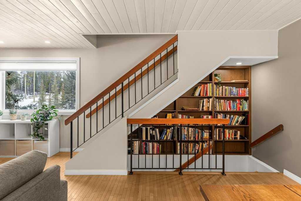 1061 Evergreen Circle 1