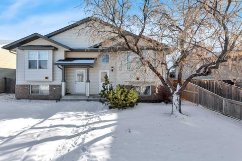 67 Garden Road Lacombe AB T4L 1S6