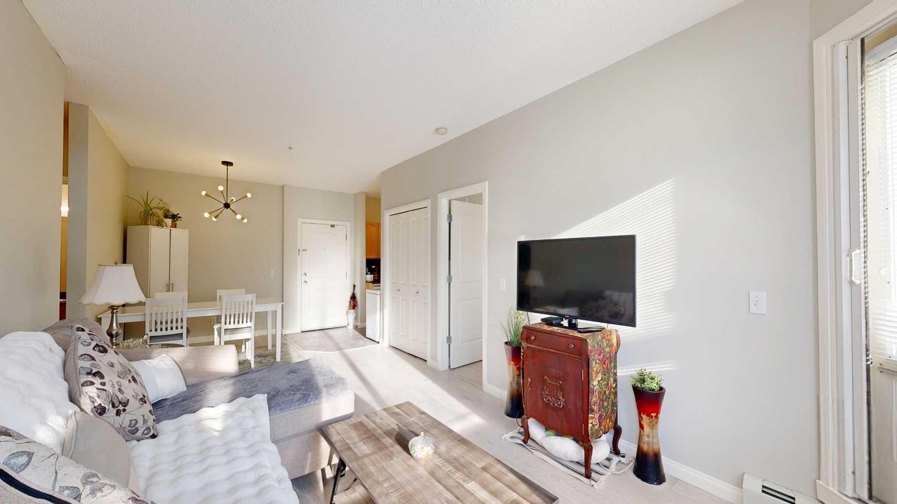 8 Prestwick Pond Terrace SE 107