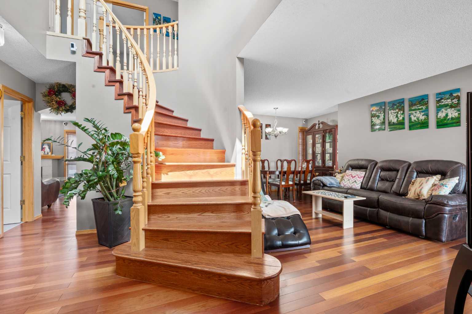 47 Coral Springs Close