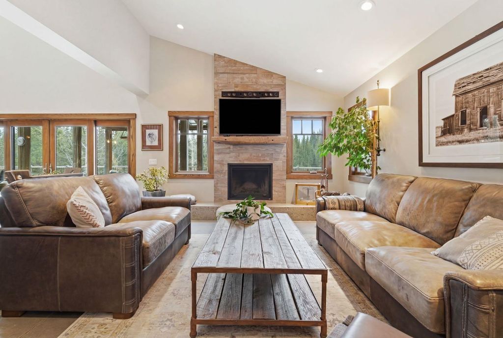 Photo of 5443 Township Road 302, Rural Mountain View County, AB T0M 2E0 (MLS # A2295418)