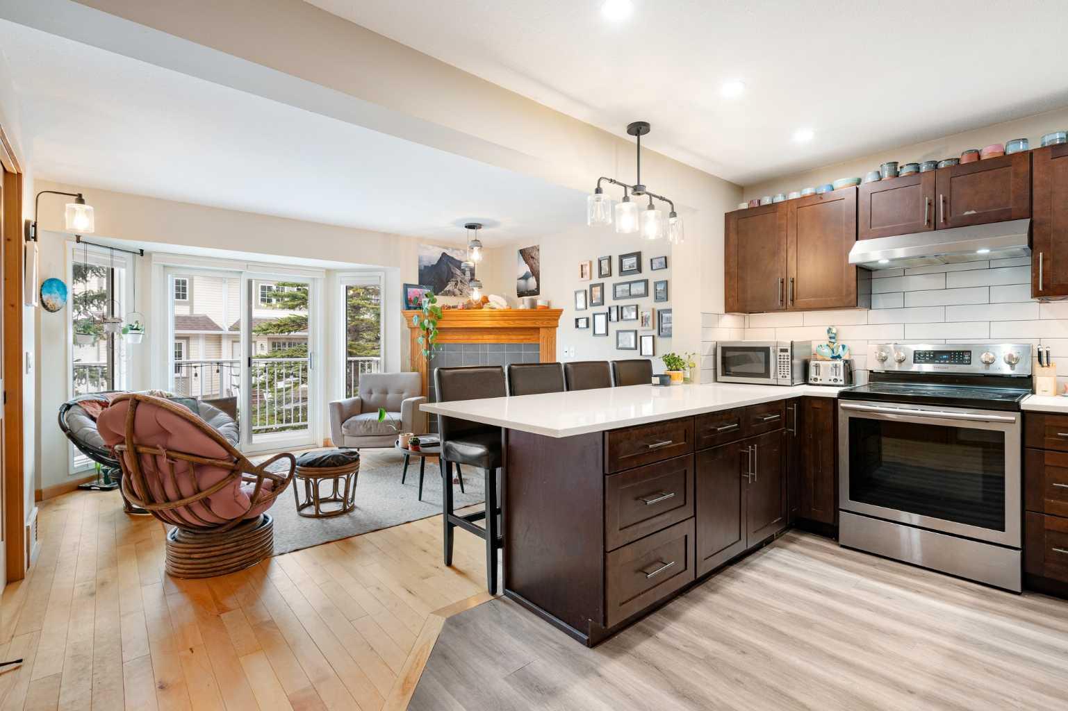 1050 Cougar Creek Drive 4