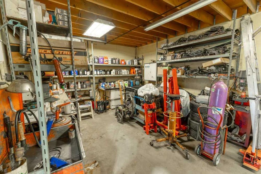 Photo of 12627 Fort Road NW, Edmonton, AB T5C 3C2 (MLS # A2293069)