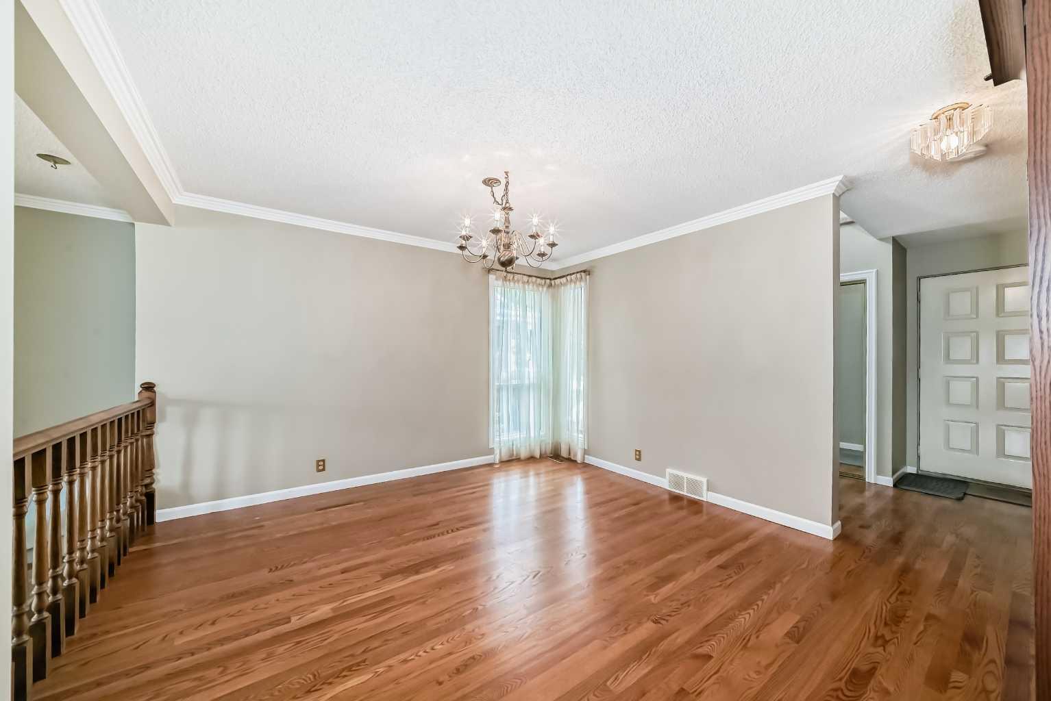 275 Woodridge Drive SW 23