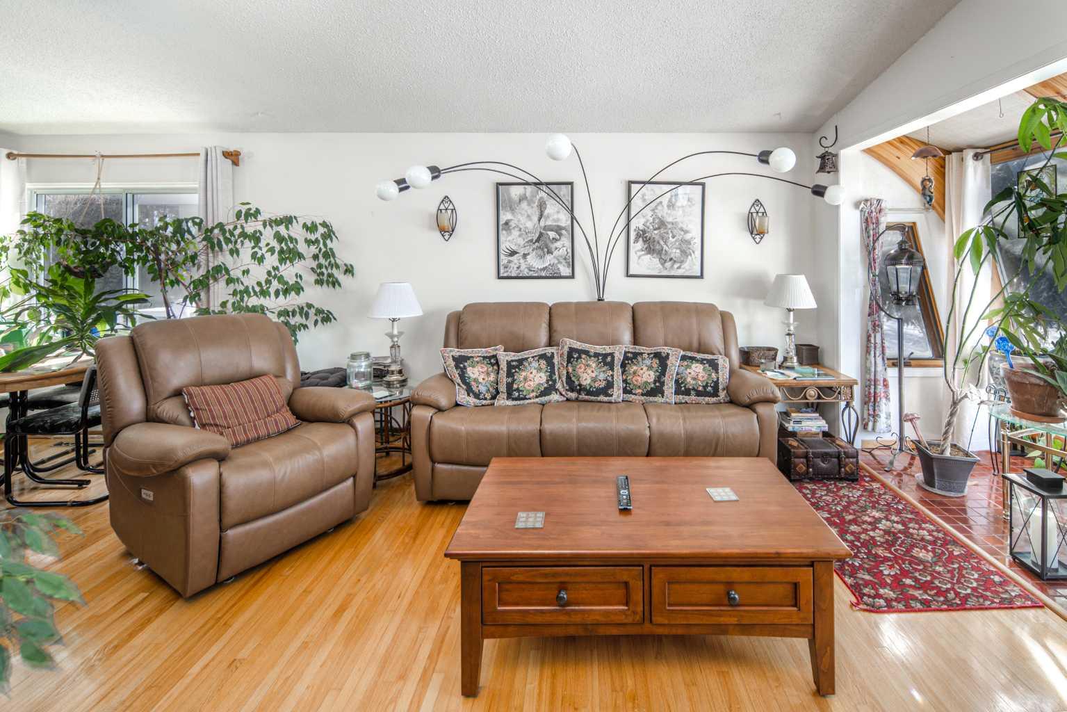 4012 Varsity Drive NW