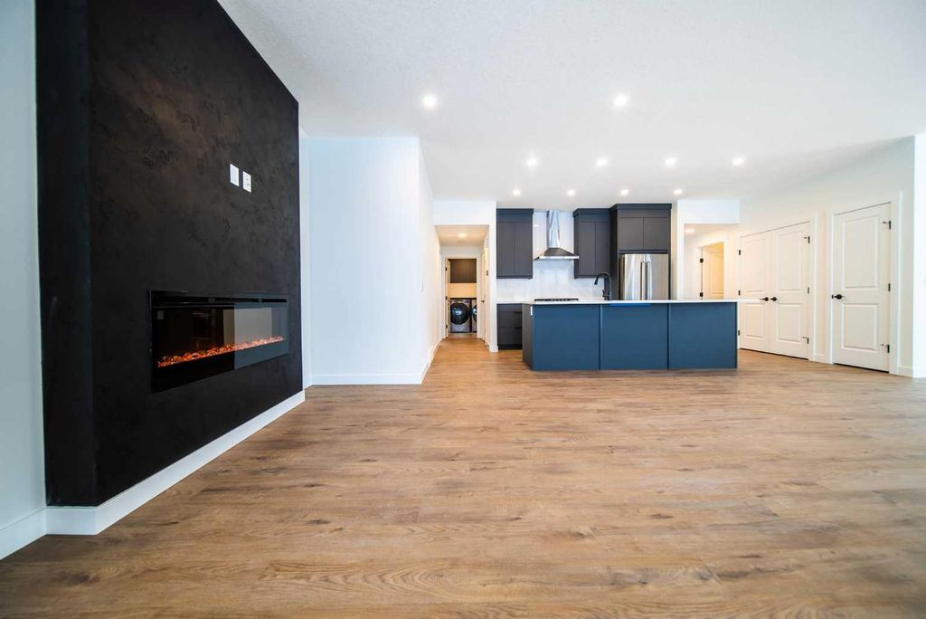Photo of 607 Sovereign Common SW, Calgary, AB T3C 3Y3 (MLS # A2283467)